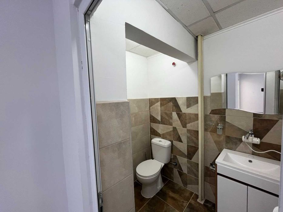 Продава се Офис в Разград, Център - 100 кв.м за 1836 €/кв.м - Снимка #2