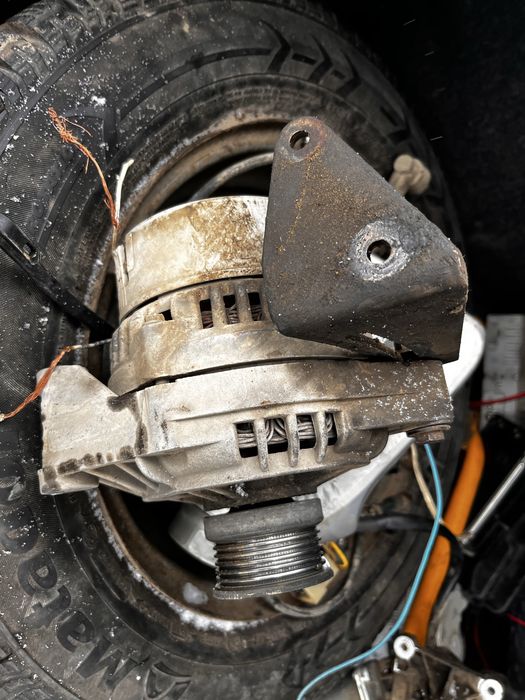 Генератор, стартер, блок предозранителей от ваз 2114