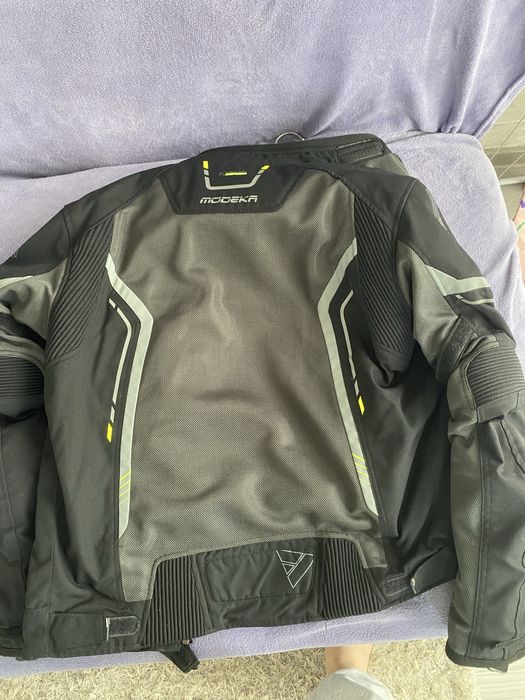 Vand geaca moto Modeka