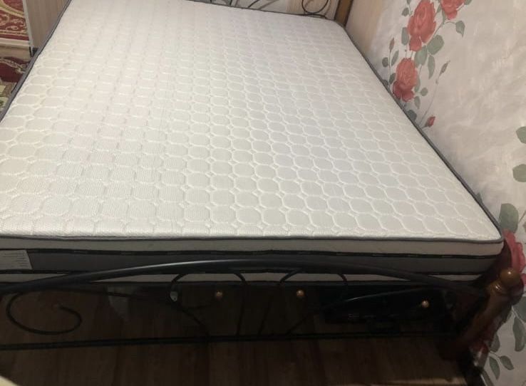 Кровать кованная