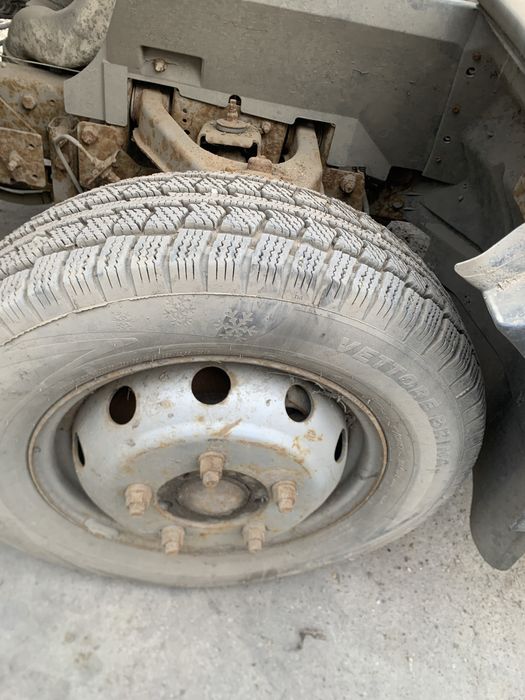 Piese nissan cabstar motor 2.5 E4 td25 baculabil pe trei parti