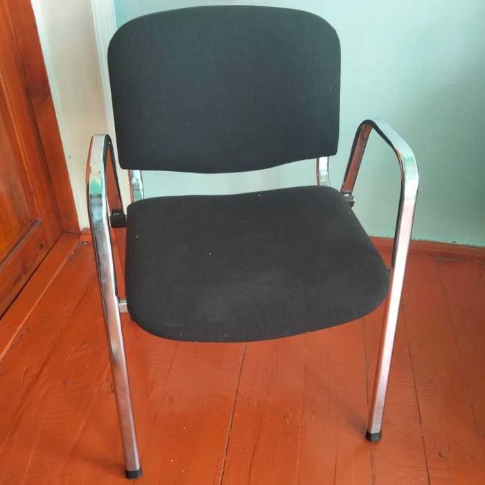 стульялар сатылады