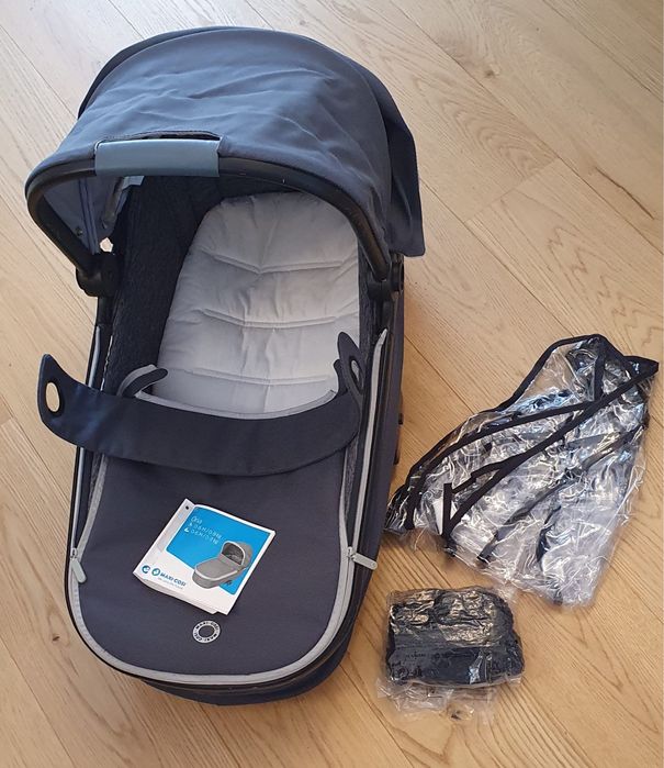 Carucior Maxi Cosi Adorra Nomad, Grey+ Landou Maxi Cosi Oria