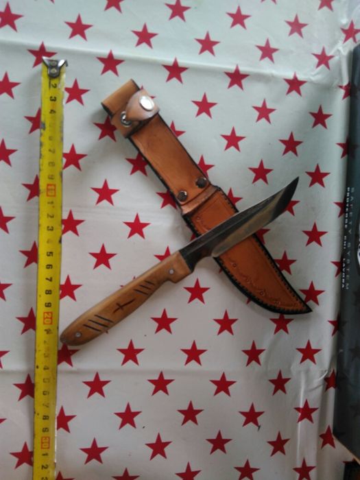 Продавам супер ловен нож 8