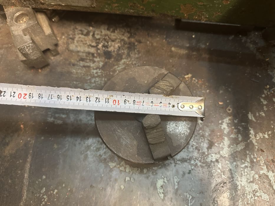 Продавам малък струг 80см