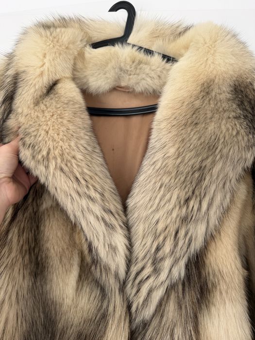 Haina din blana de vulpe