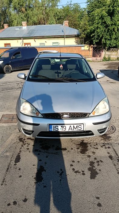 Ford Focus 1.8 benzina