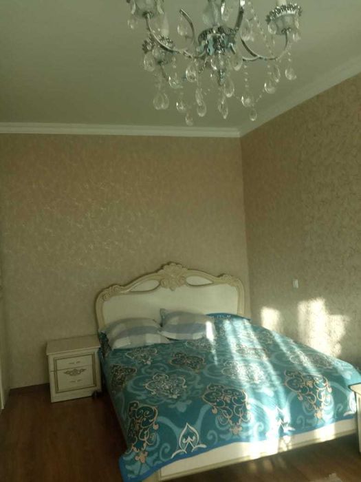 Продам спальный гарнитур