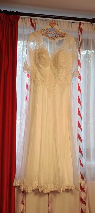 Rochie de mireasa + voal - ocazie