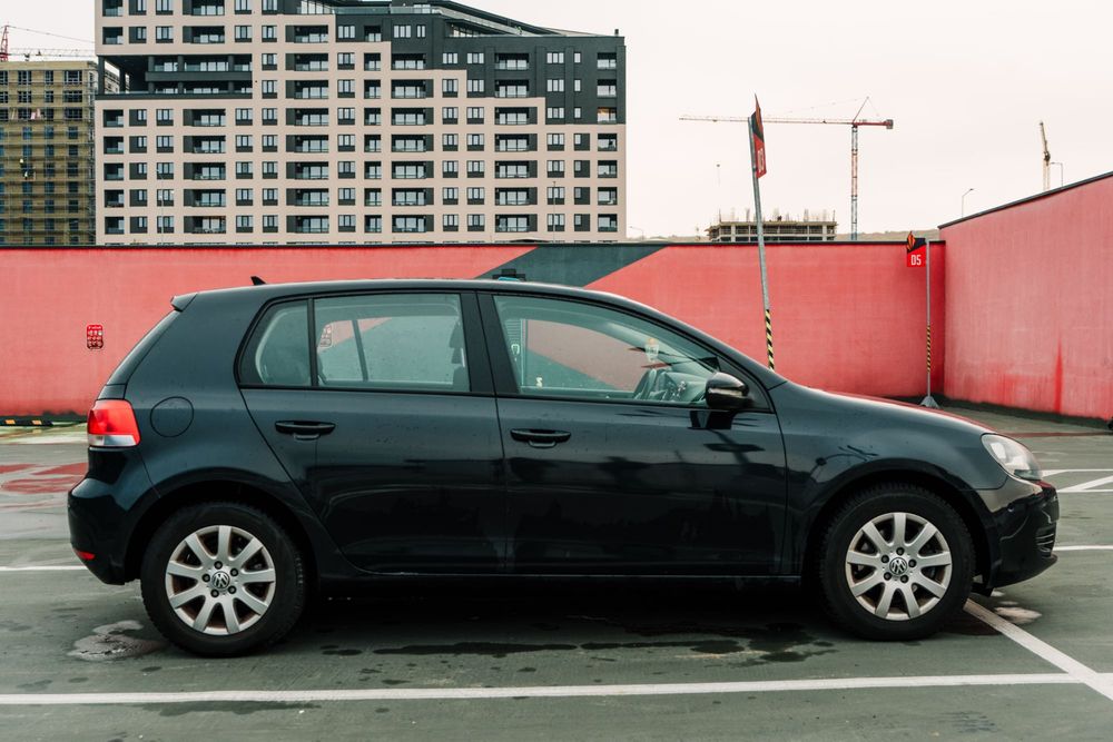 VOLKSWAGEN Golf 2011 — imagine 3