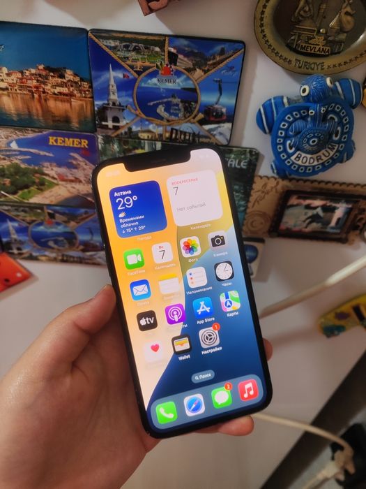 iPhone 12 128гб отличный