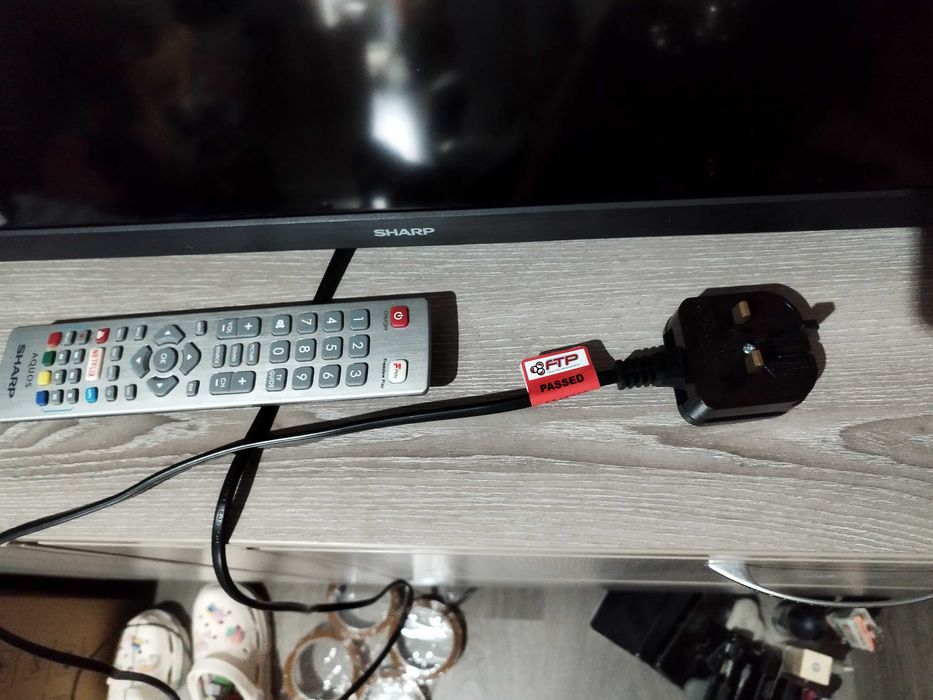 Продавам смарт телевизор