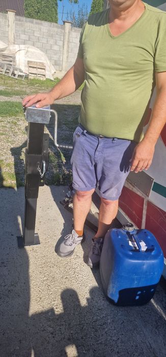 Picior sprijin remorca Sarcina maxima	8000 Kg
Inaltime minima	65 cm
Di