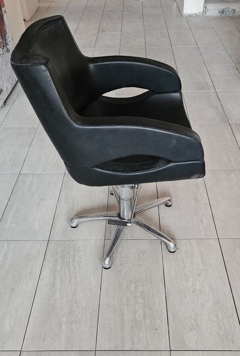 Фризьорски стол,  отлично състояние