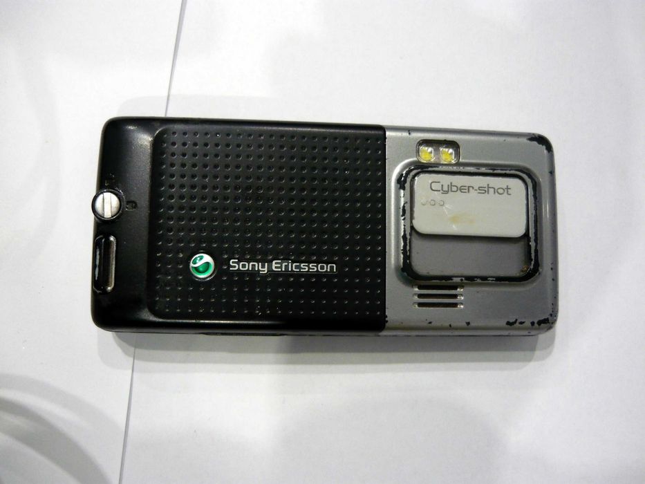 Sony Ericsson C 702