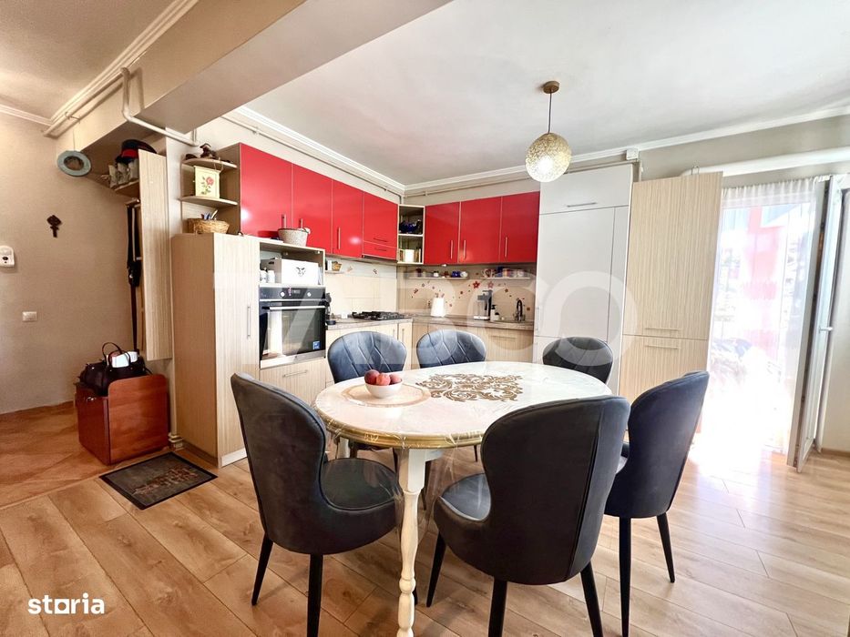 Apartament cu 4 camere de vanzare in Gheorgheni la cheie cu lift
