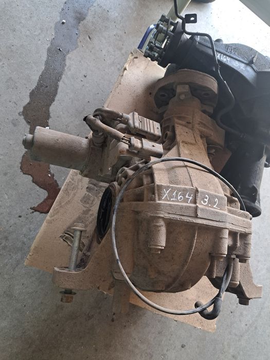 Преден заден диференциал Мерцедес ГЛ Х164 3.2 ОМ642 Mercedes GL X164