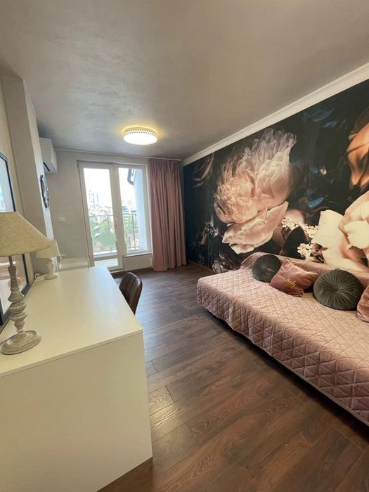 Дава се под наем Четиристаен апартамент в София, Зона Б-18 - 115 кв.м за 1350 € - Снимка #2