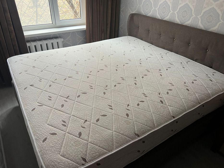 Стол со стульями италия диван