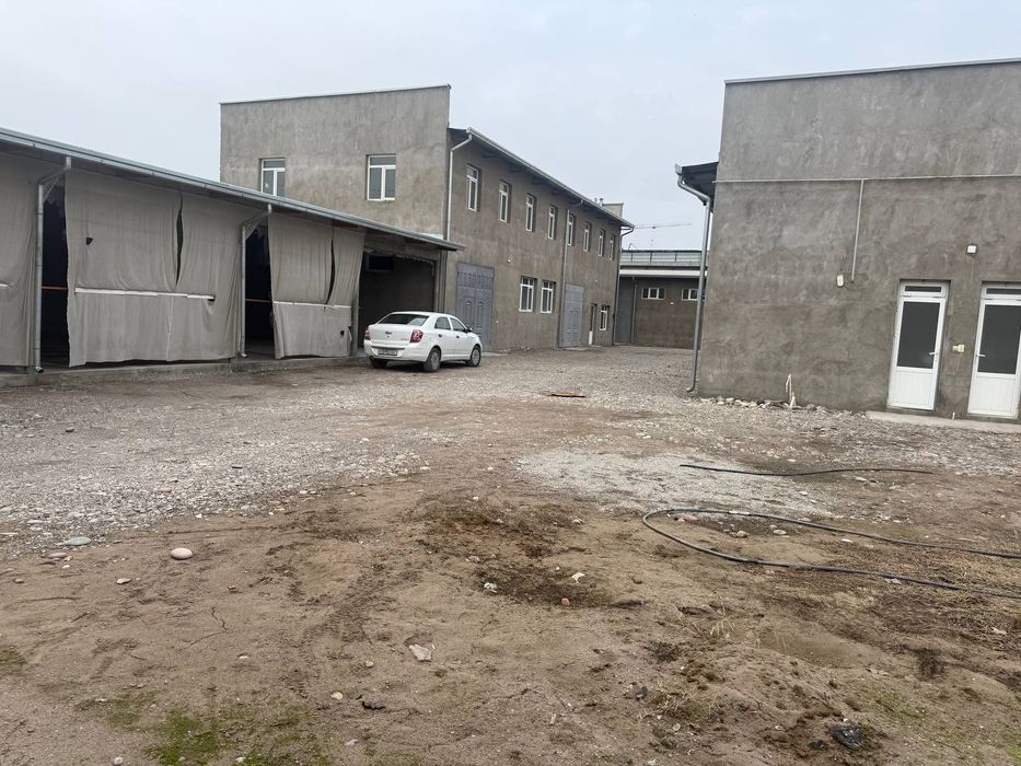 Продаётся  1 800 м² мебельный цех.