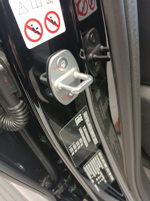 Танк 500 доводчик дверей