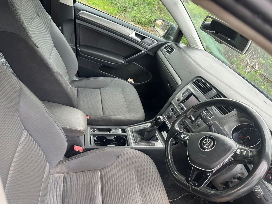 VW Golf 7 2.0tdi 150cp Distronic stare perfectă  Volan dreapta