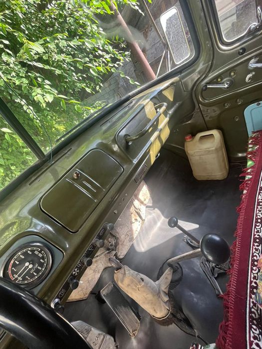 ЗИЛ 130 год 1988