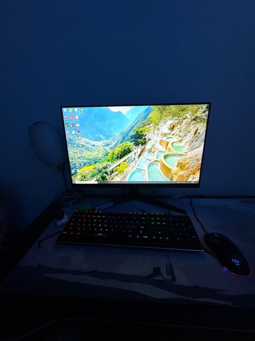 vand pc plus monitor