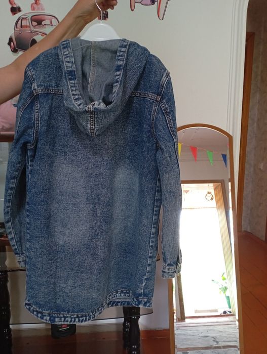 Женская джинсовая куртка