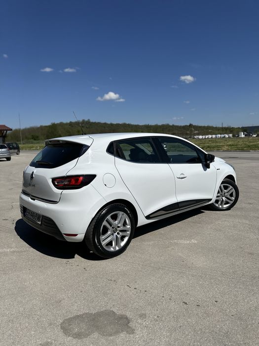 Renault Clio - FULL LED* Camera, Navi, Premium Audio, Moschino