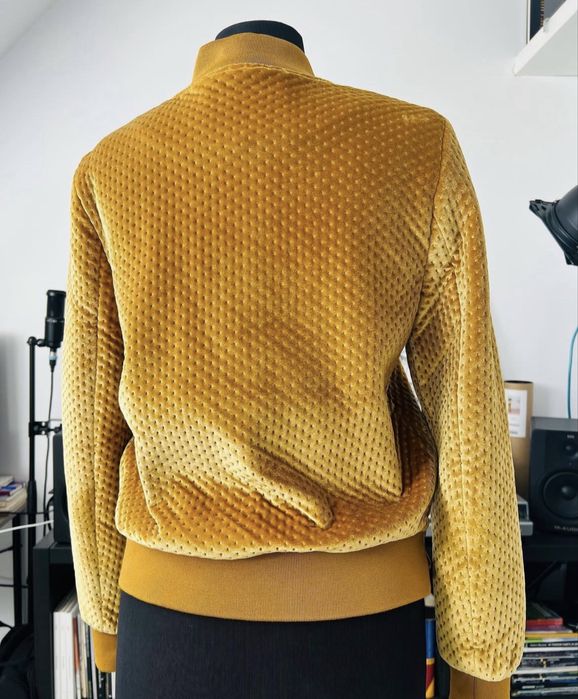 Дамски бомбер с подплата