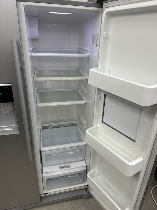 Хладилник Samsung