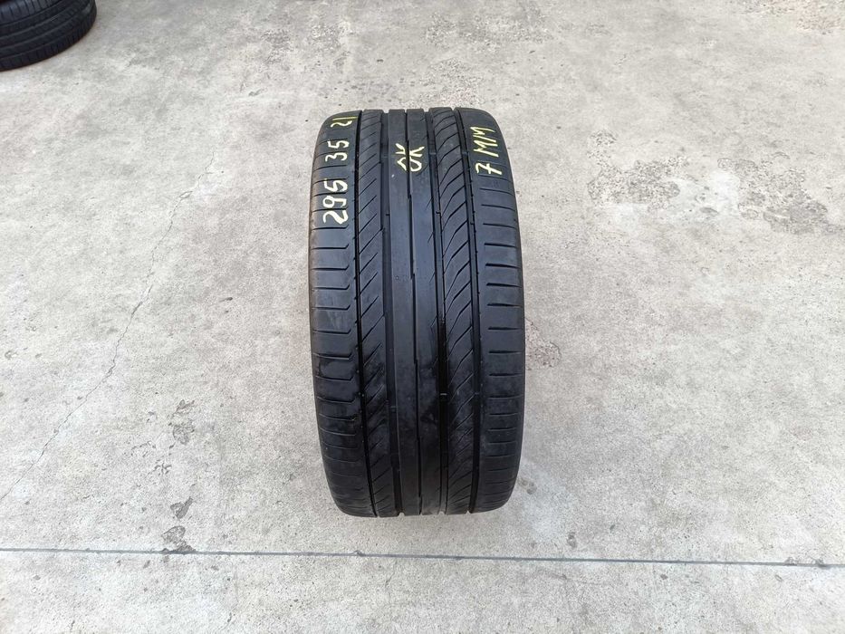 O anvelopa de vara 295 35 21 continental sportcontact 5 profil 7 mm