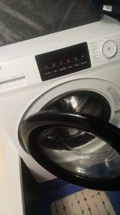 Продам стиральную машину хайер