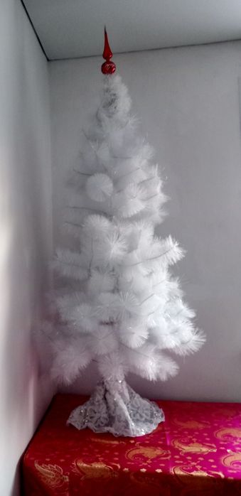 Ёлочка белоснежная