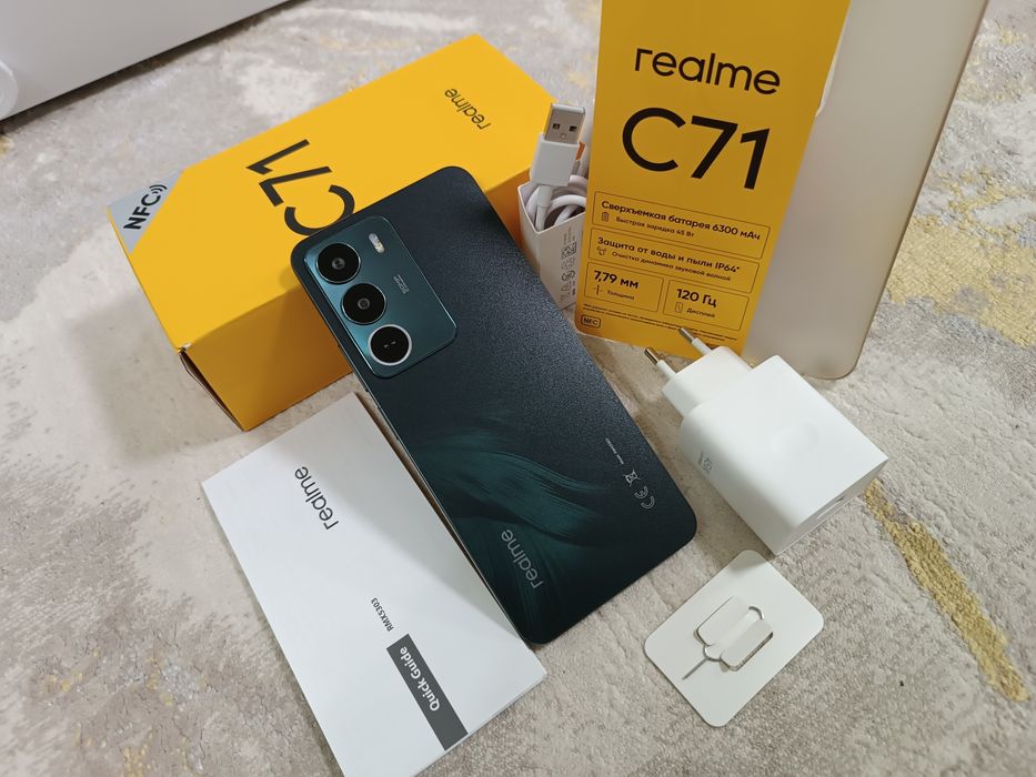 Realme C71 / 128GB Полный комплект.