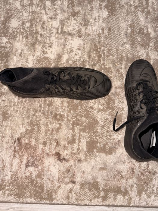 Стоножки и Бутонки Nike