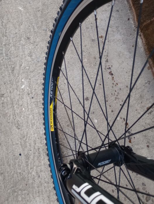 Mtb 26 er full deore // rock shox judy