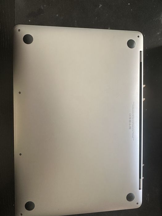 Vand macbook pro 13 i7 2017