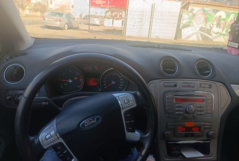 Vand Ford Mondeo