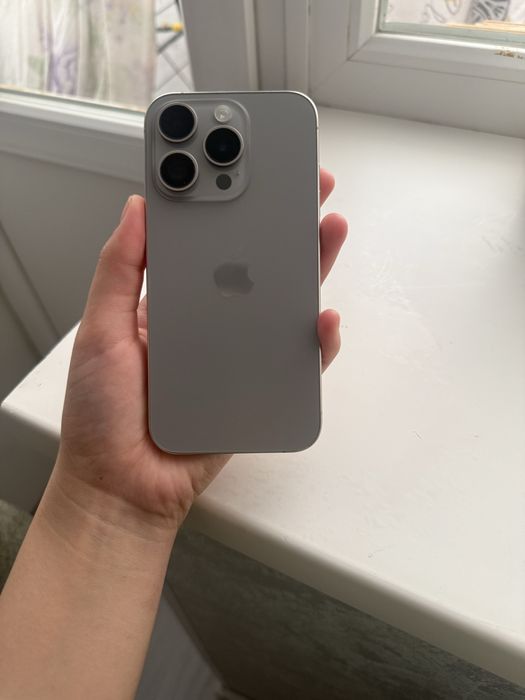 Продается Iphone 15 pro (рефреш).