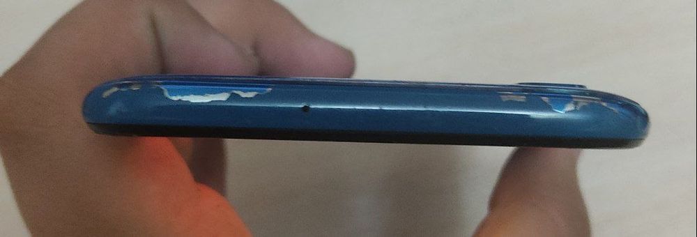 Samsung a50 в хорошем состоянии