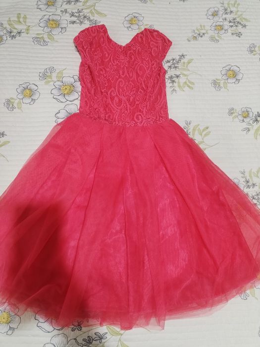 Праздничное платье на девочку до 10лет