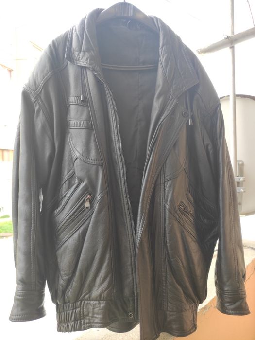 Кожено мъжко яке М-Л размер