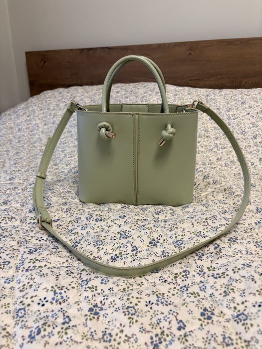 Дамска чанта на Zara
