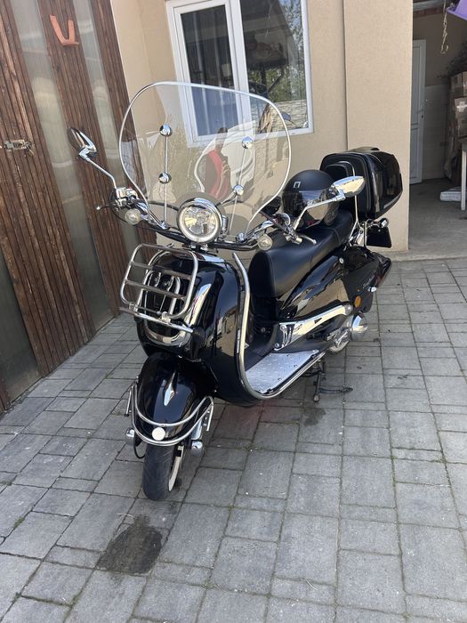Scuter 125 retro