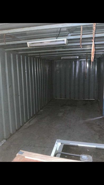 Фургон с колела 7м x 2.50м на шаси