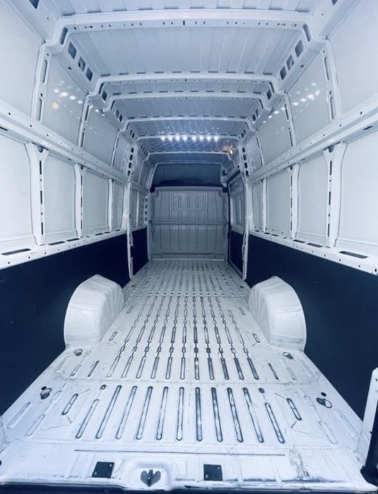 Inchiriez dube ieftine fara sofer urgent