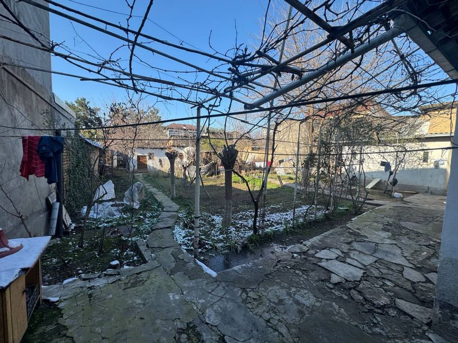 Нукусская, Российское посольство участок 6 соток под инвестицию