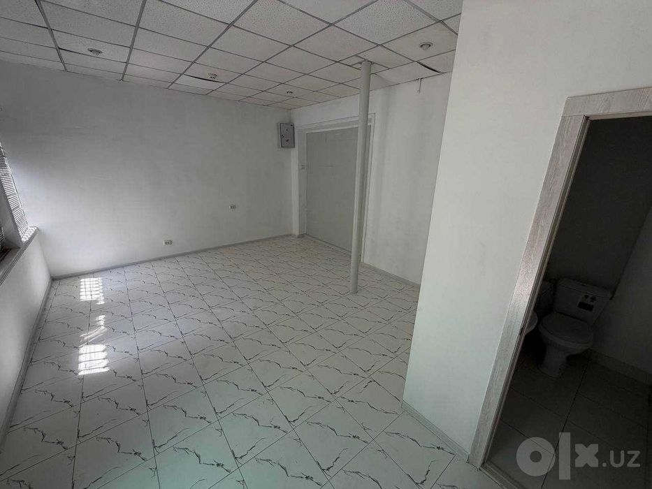 Bodomzor ruvd oldida nejiloy joy sotiladi srochna 32M2